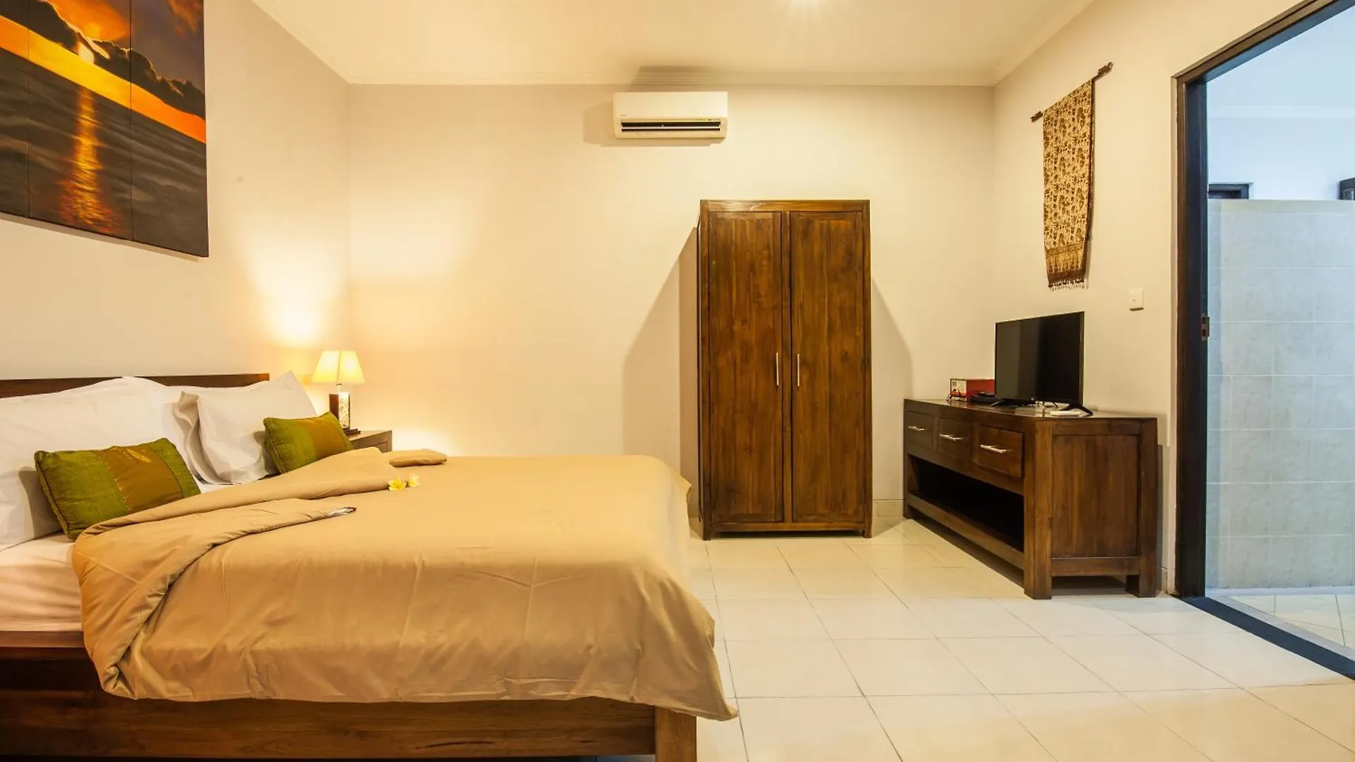 4-Br Private Pool Legian Villa, 5-Min Walk To Beach And Shops Seminyak  Indonesia