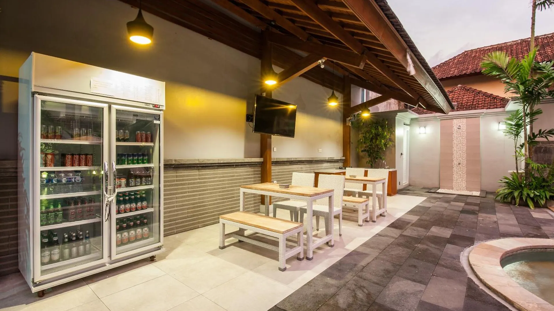 4-Br Private Pool Legian Villa, 5-Min Walk To Beach And Shops Seminyak  Villa Seminyak (Bali)
